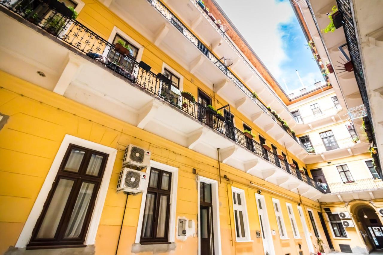 Twin Apartament
